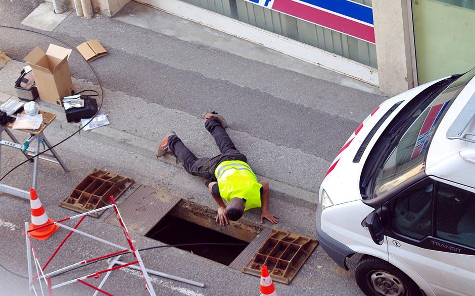 prix plombier débouchage Courbevoie